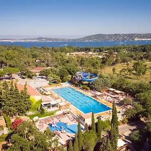 **** Camping Domaine Des Naïades France