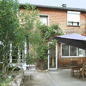  Hébergement de vacances La Maison Woan Centre De